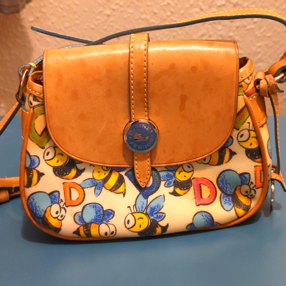 Vintage Dooney & Bourke bumblebee purse
